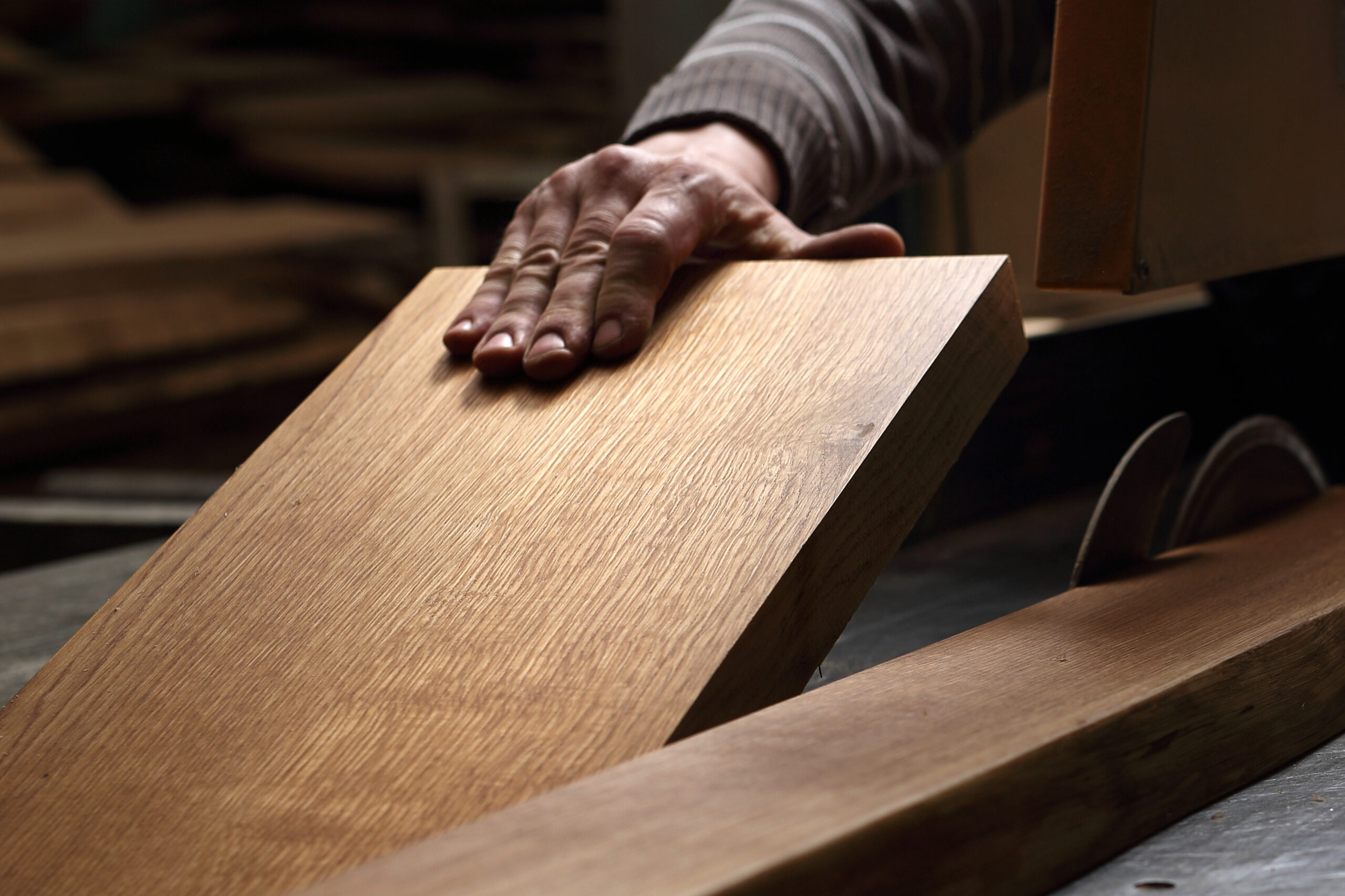 Craftsman at work in Studio 1718